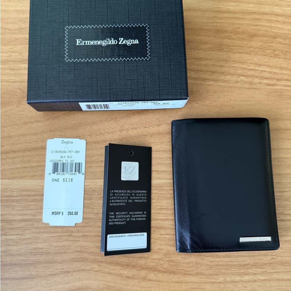 Ermenegildo Zegna Black Leather Wallet GENTLY USED